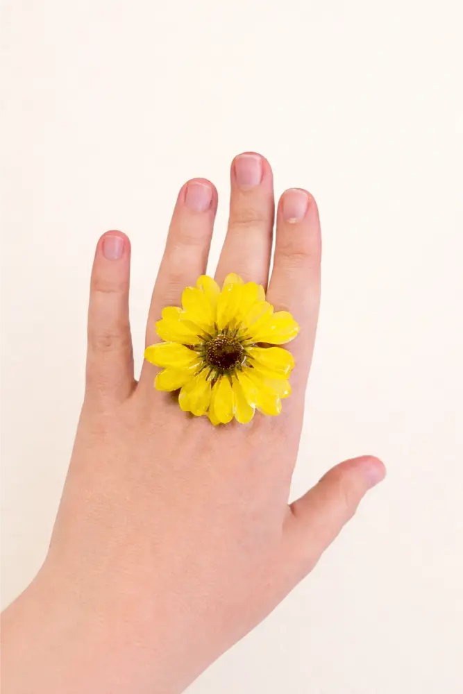 Yellow Daisy Ring - Mangata Studio