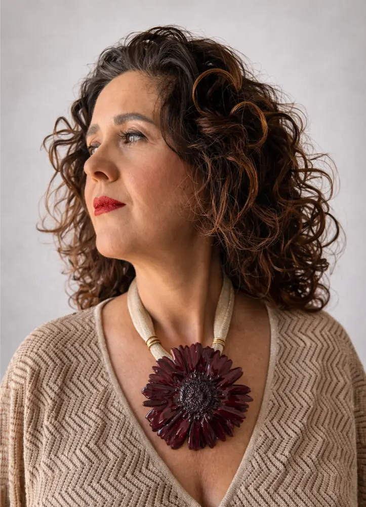 Short Gerbera Pendant – Mångata Studio