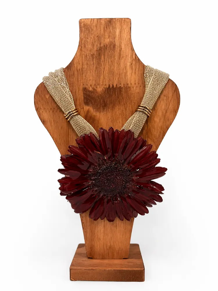 Short Gerbera Pendant, product detail – Mångata Studio